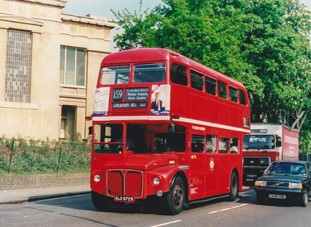RM1872 Route 159 headed for Streatham Hill 1991
